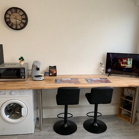 Studio Entierement Renove Avec Parking Gratuit Saint-Nazaire  Eksteriør bilde